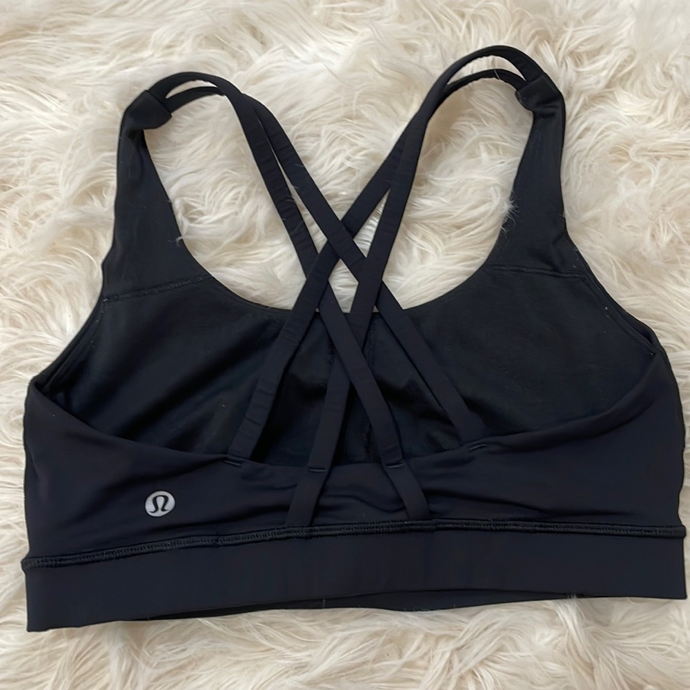 Lululemon black sports bra